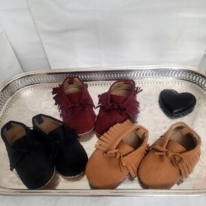 MOCCASINS!!! Three Pairs Of Baby Moccasins From Old Navy. Size18-24M